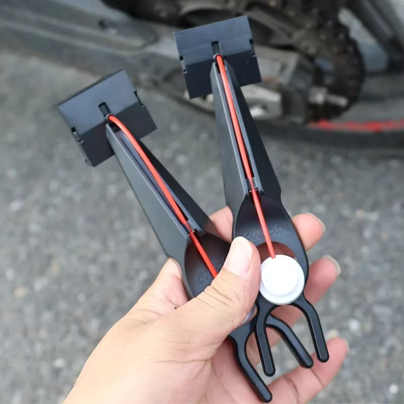 Applicateur de lubrifiant pour chaîne de Moto, nettoyeur de chaînes de Moto, outil d'entretien, huileur de chaîne de Moto, équipement de pulvérisation sans gâchis, 1/2 pièces