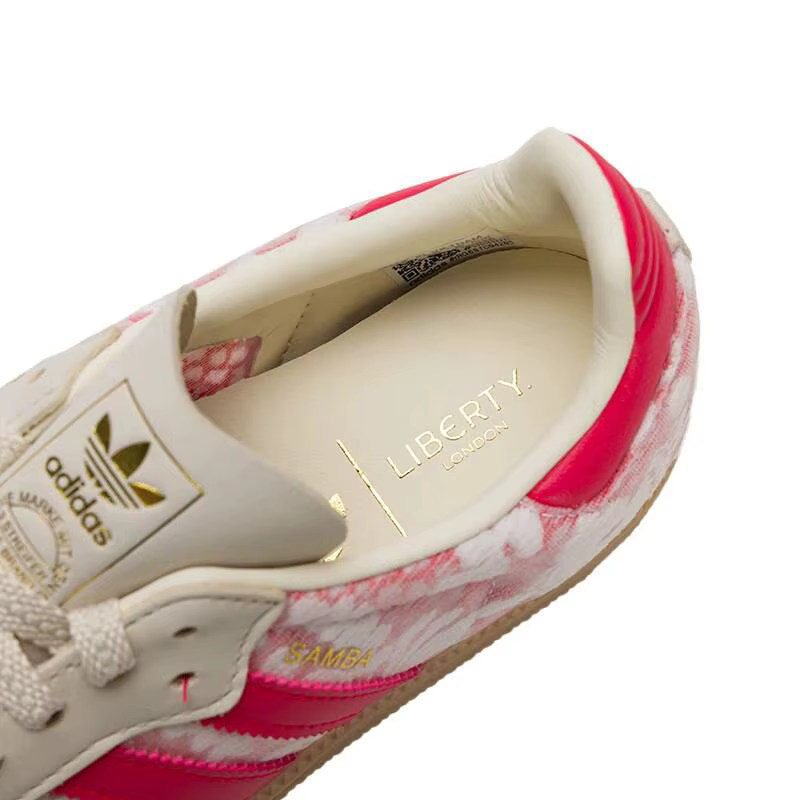 Adidas Trefoil Chaussures de sport vintage en toile à motif floral pour femme, 3 bandes, semelle extérieure en caoutchouc, chaussures décontractées de style urbain JR8841