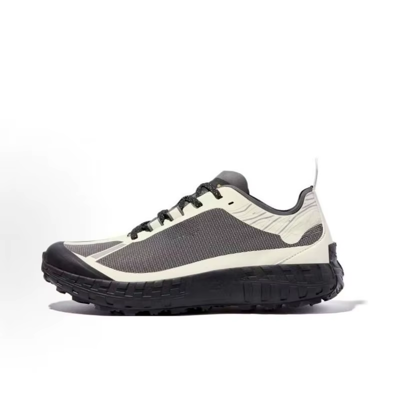 Chaussure de marche et de jogging classique de marque