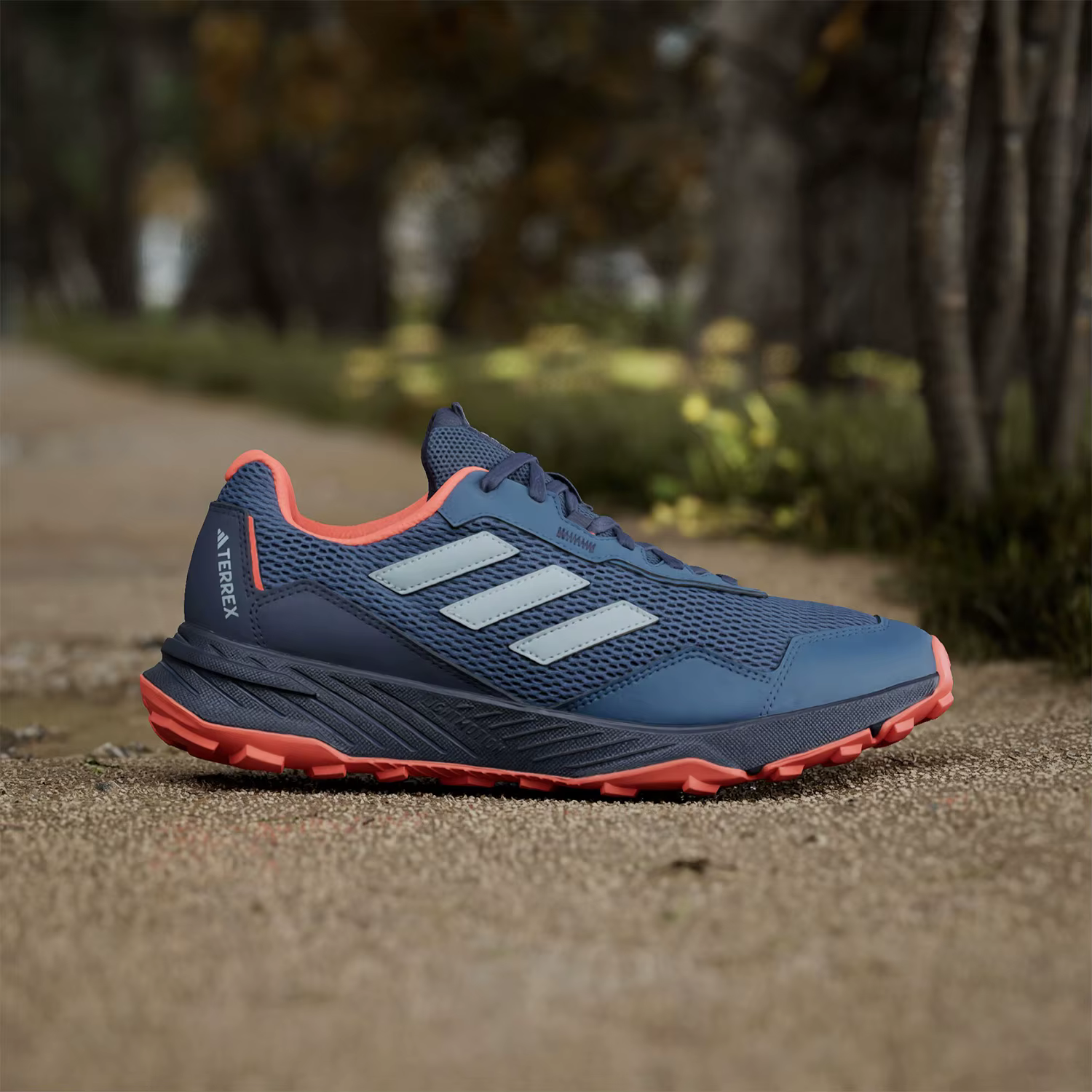 Adidas véritable TRACEFINDER chaussures de course sur sentier en plein air pour hommes IE5908