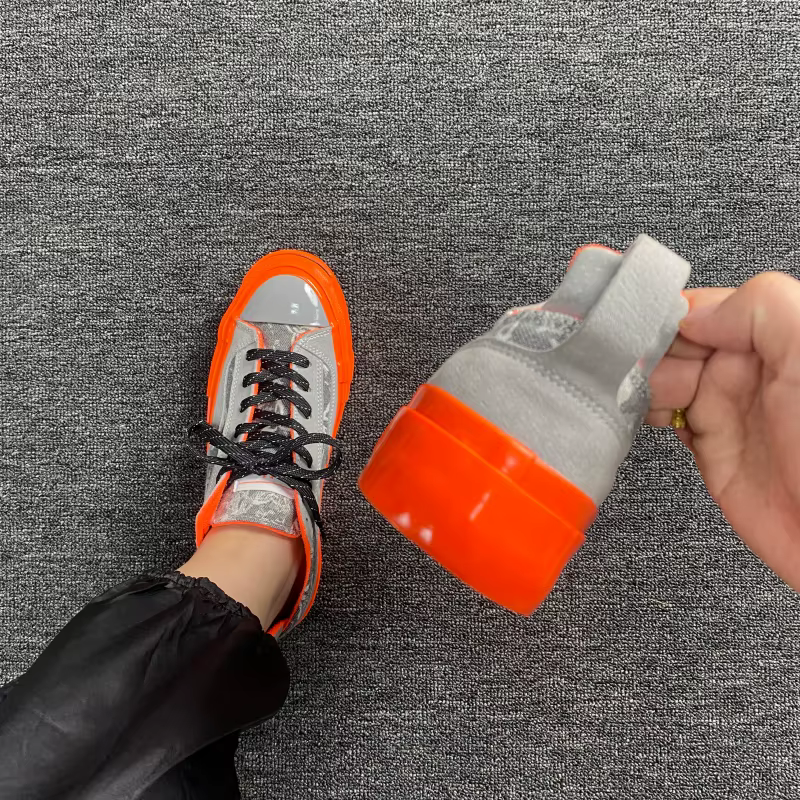 Chaussures de sport décontractées unisexes surdimensionnées gris et orange contrastées