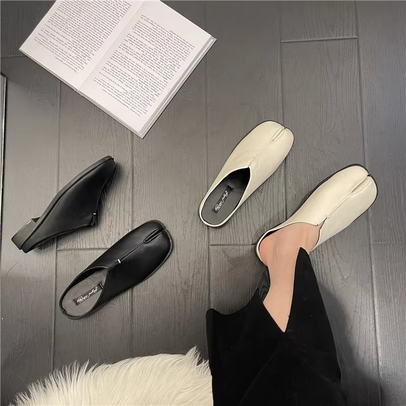 Nouvelles chaussures pour femmes
