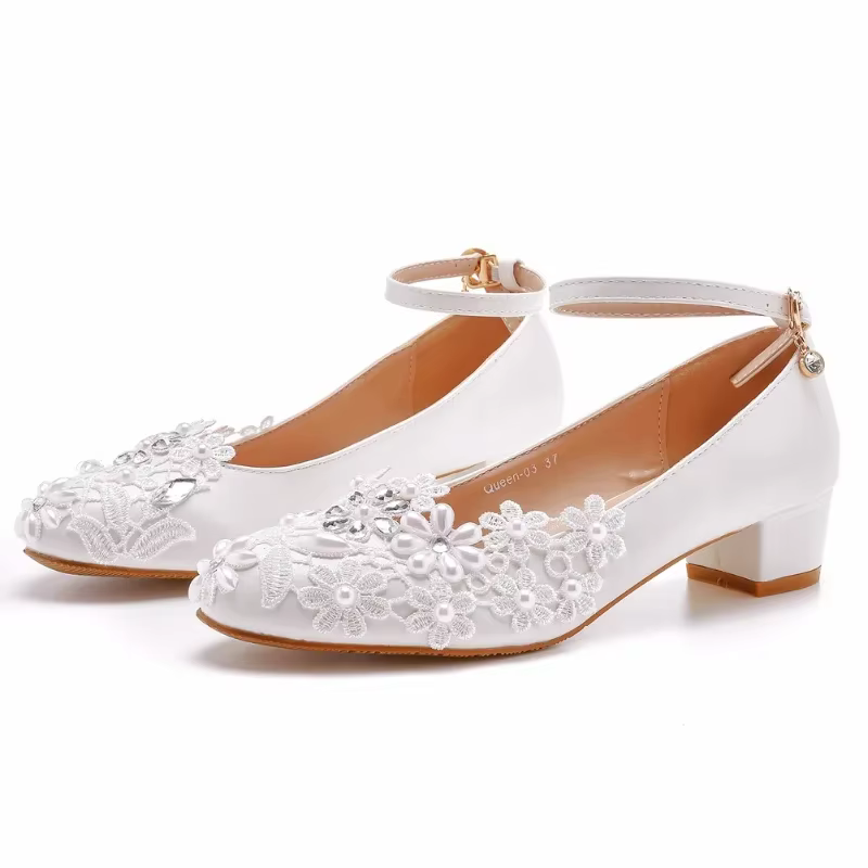 XIHAHA femme mode chaussures de mariage demoiselle d'honneur Banquet blanc dentelle fleur perle bout rond talons hauts femmes pompes de mariée chaussures