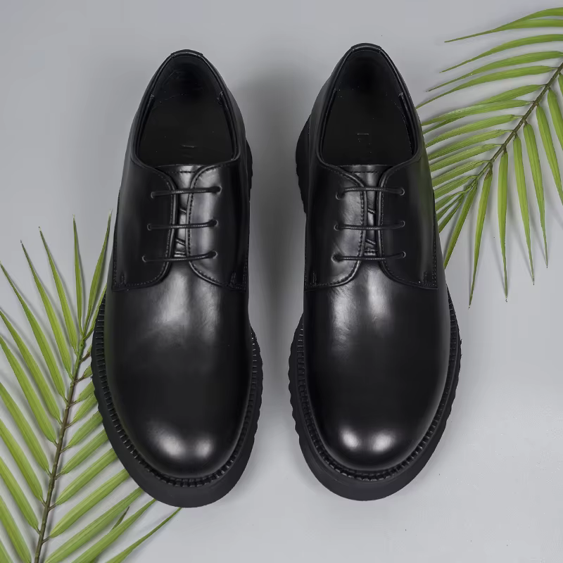 Nouvelles chaussures pour hommes
