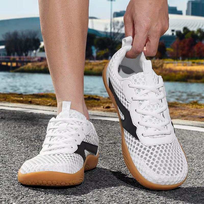 Chaussures de sport pour homme Oianno à bout large