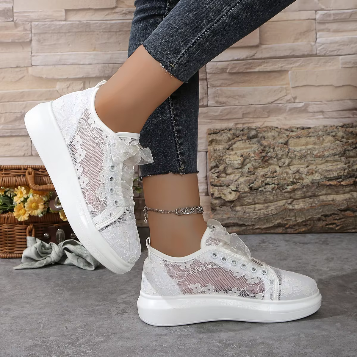Femmes baskets 2025 nouvelle mode été décontracté blanc chaussures dentelle toile respirant
