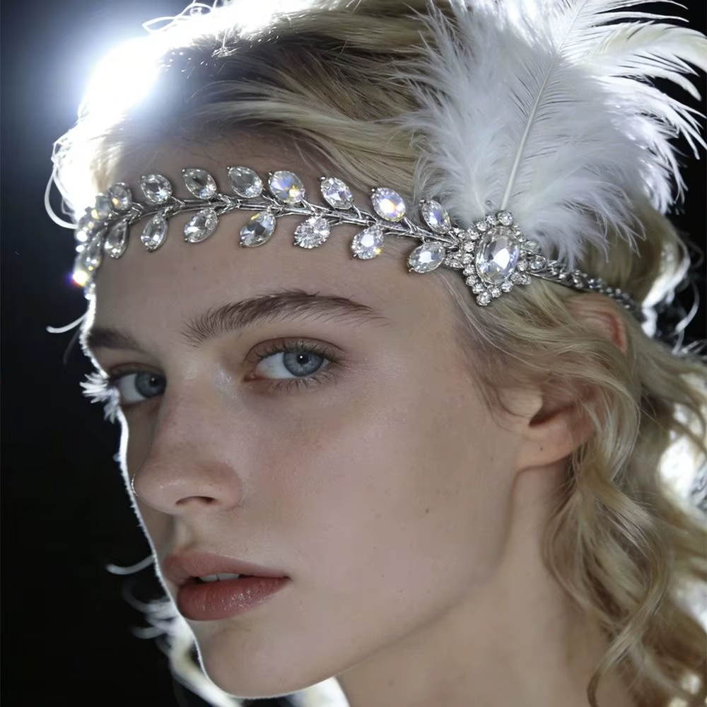 Serre-tête vintage style Gatsby avec plumes, fascinateur à sequins, bandeau de mascarade, accessoires de cheveux élégants en cristal des années 20