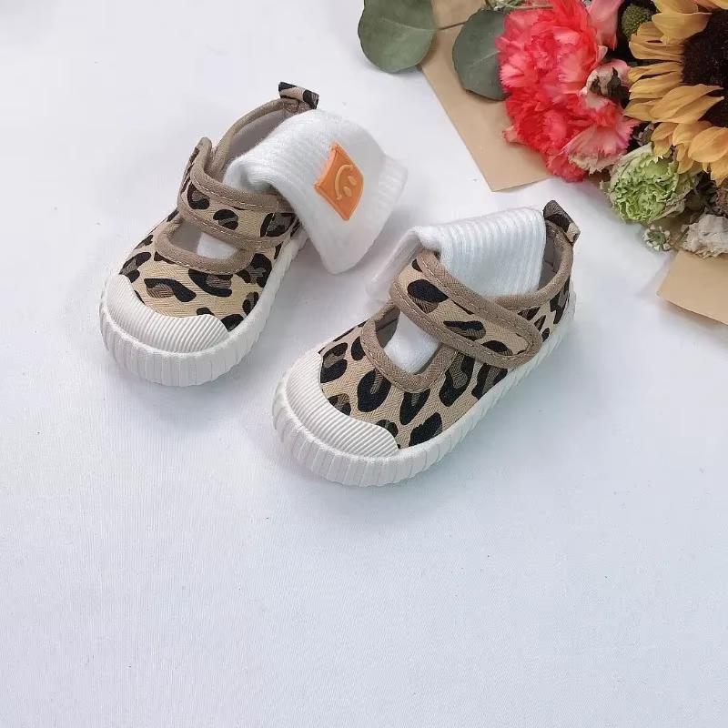 Chaussures en toile pour filles 2025 printemps nouvelles
