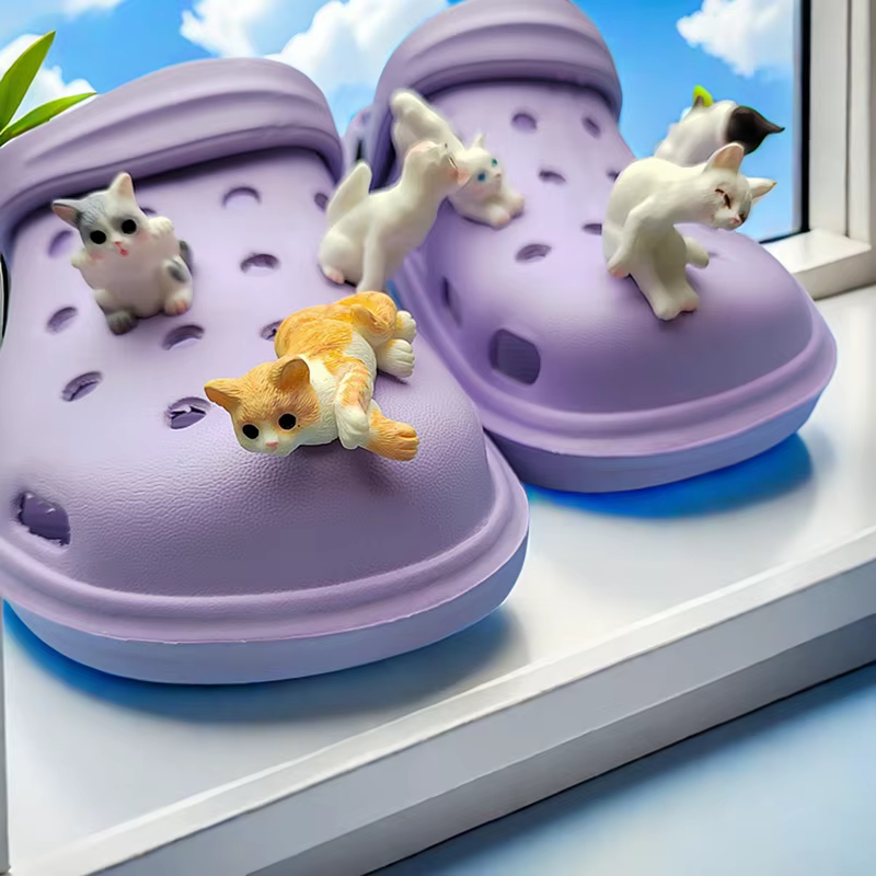 Charms de chaussures chats 3D pour femmes et filles