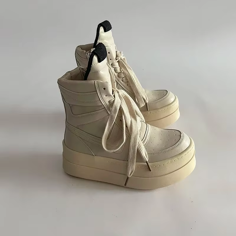 Chaussures montantes pour femmes