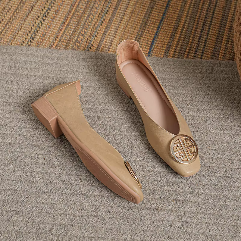 Nouvelles chaussures bateau pour femmes escarpins à talons bas en cuir véritable