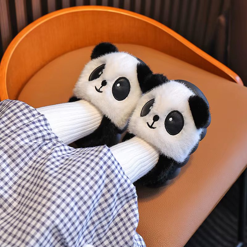 Pantoufles d'hiver en fourrure de Panda de dessin animé pour enfants