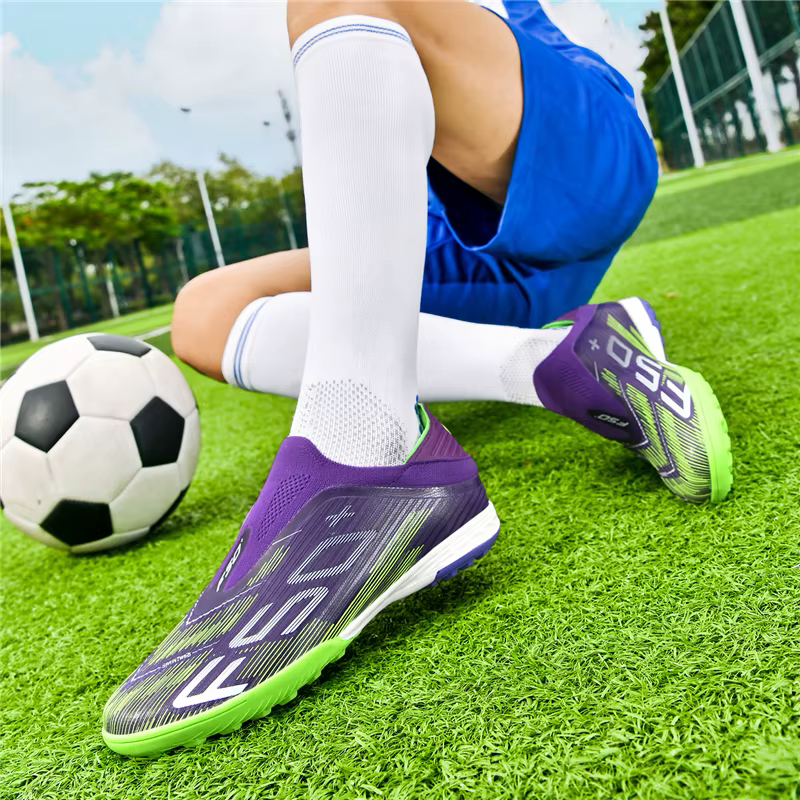 Nouvelles chaussures de football pour hommes
