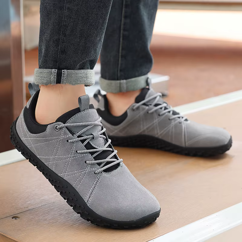 Chaussures en cuir suédé tissu PU chaussure à bout large