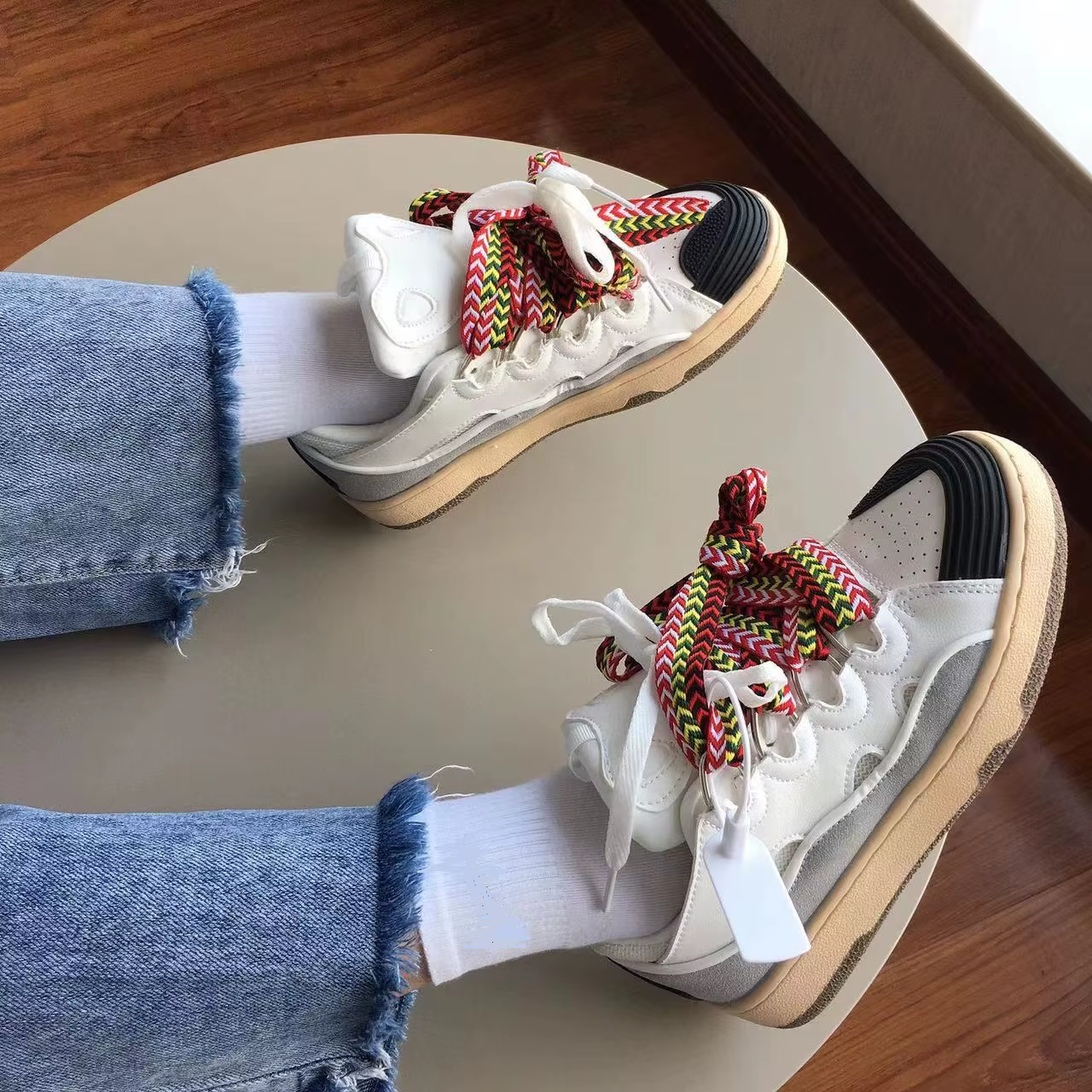 Top Designer rétro chaussures de sport pour hommes femmes tout-match fouet conception Niche baskets livraison directe