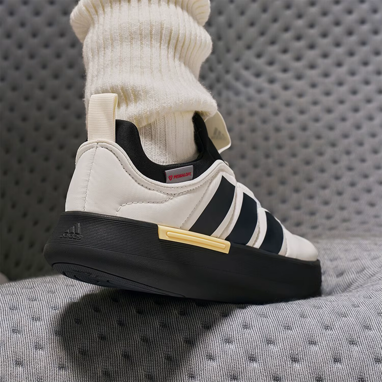 Adidas officiel véritable nouveau hommes et femmes confortable semelle épaisse chaussures décontractées chaudes et résistantes à l'usure JP7712