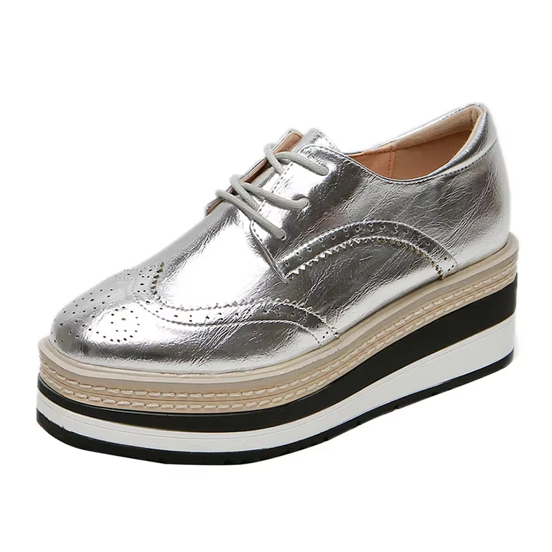 LTARTA Chaussures à muffins à plateforme sculptée Brock de style britannique pour femmes