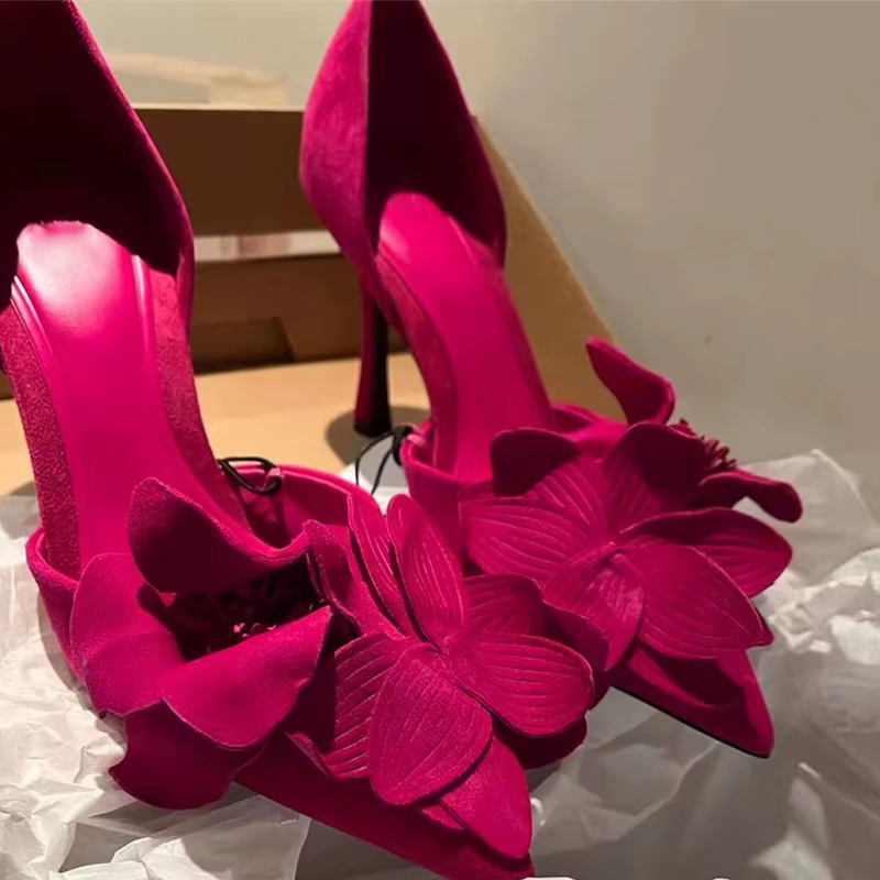 Femmes fleur talons hauts chaussures sandales Sexy été 2025 concepteur nouvelle robe de soirée pompes mariage