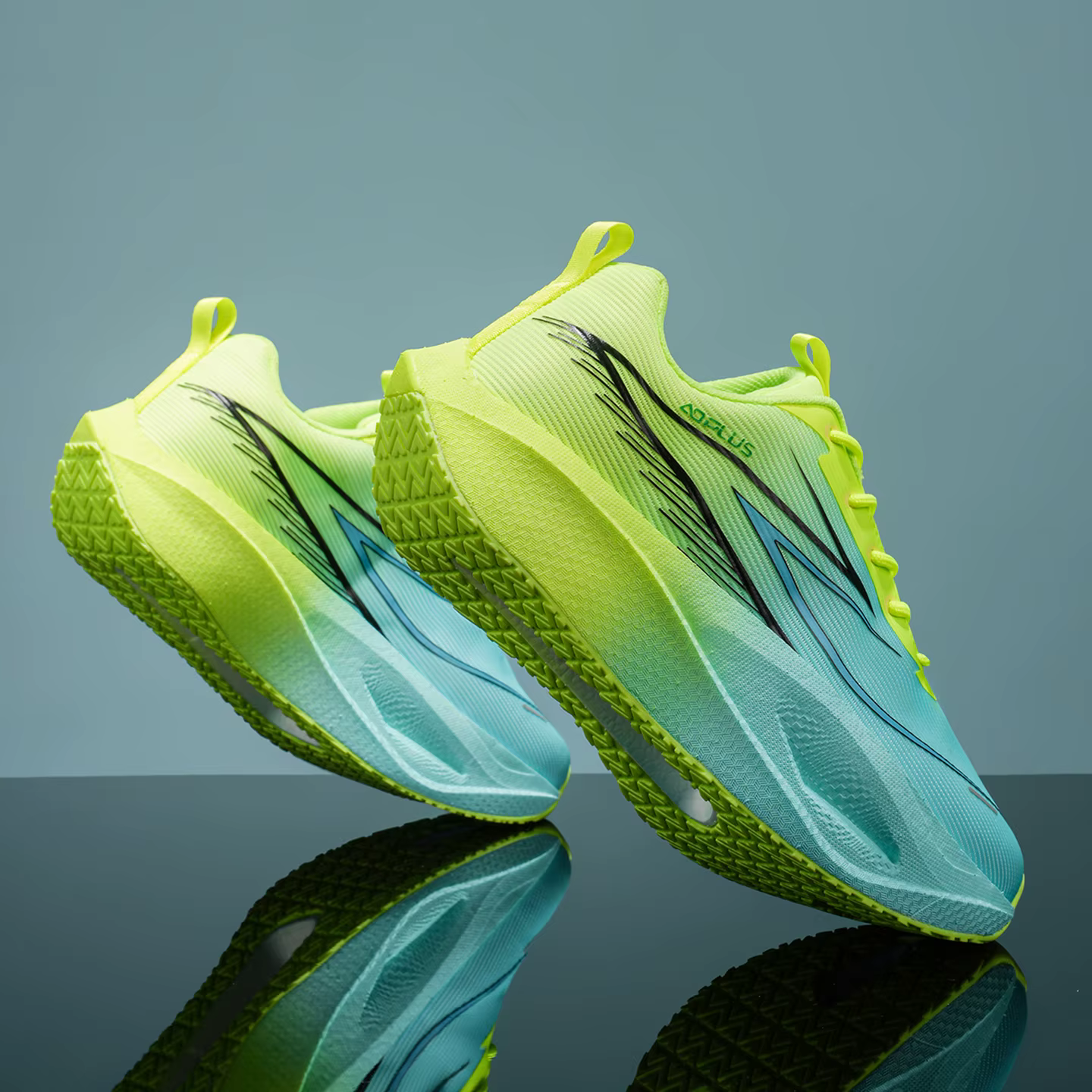 Chaussures de course originales pour homme