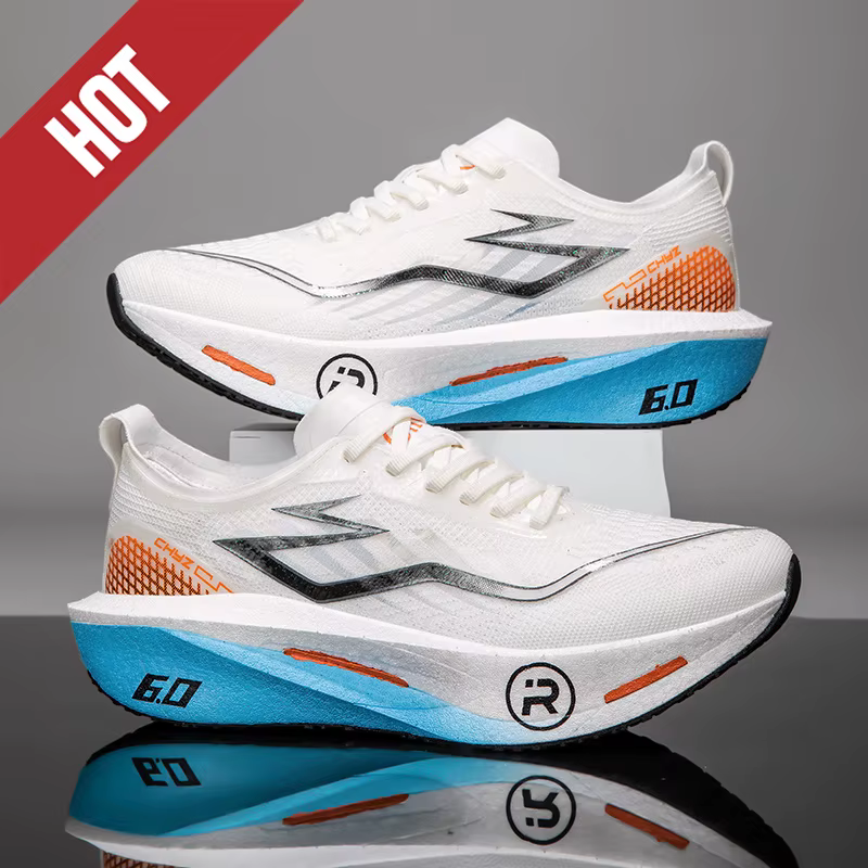Chaussures de course à pied avec plaque en carbone