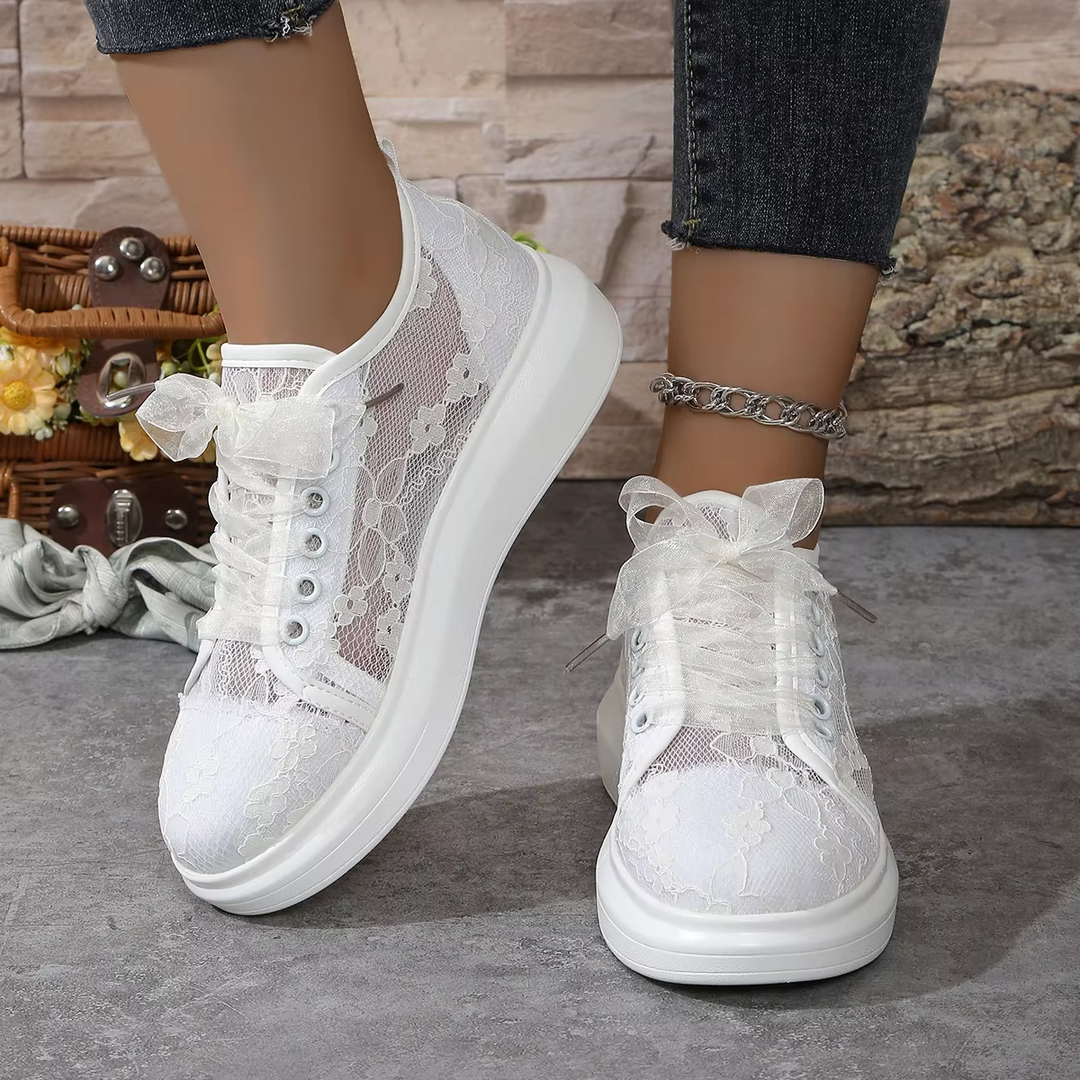 Femmes baskets 2025 nouvelle mode été décontracté blanc chaussures dentelle toile respirant