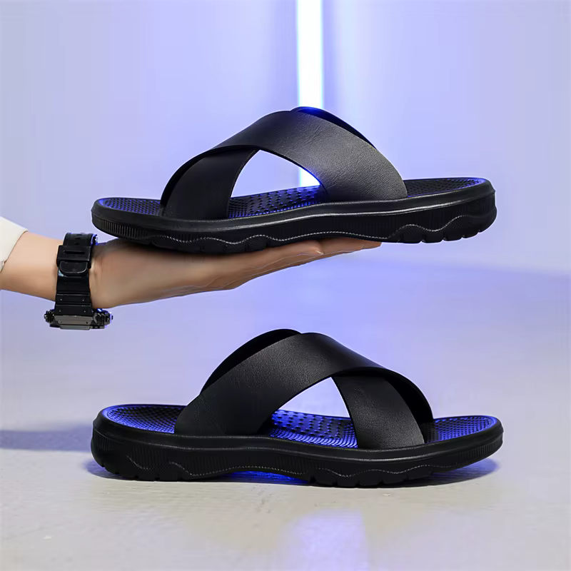 Nouvelles pantoufles en cuir pour hommes