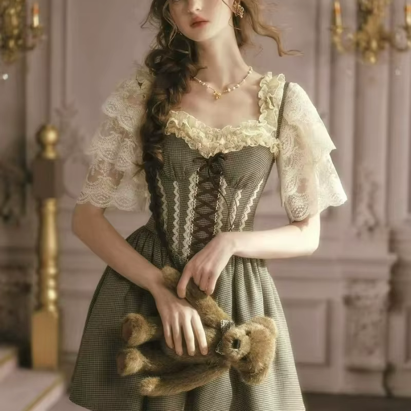 Chemisiers élégants de style Lolita victorien pour femmes, chemisiers vintage en dentelle à manches courtes évasées et volants, blouses douces Y2K amples pour femmes