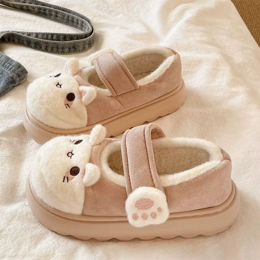 Chaussures patte de chat de dessin animé