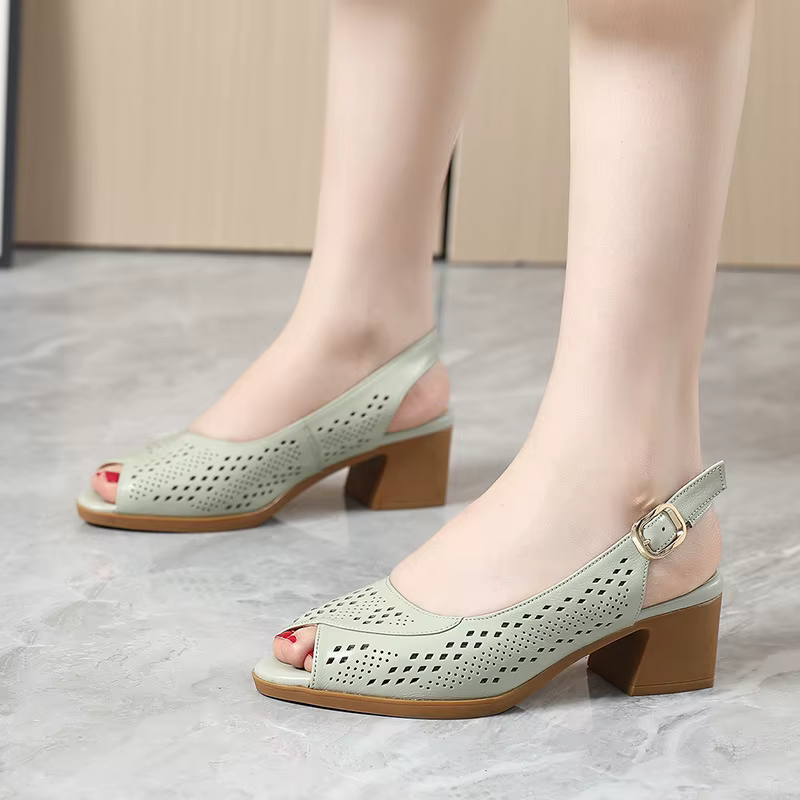 Sandales ouvertes en cuir véritable pour femmes