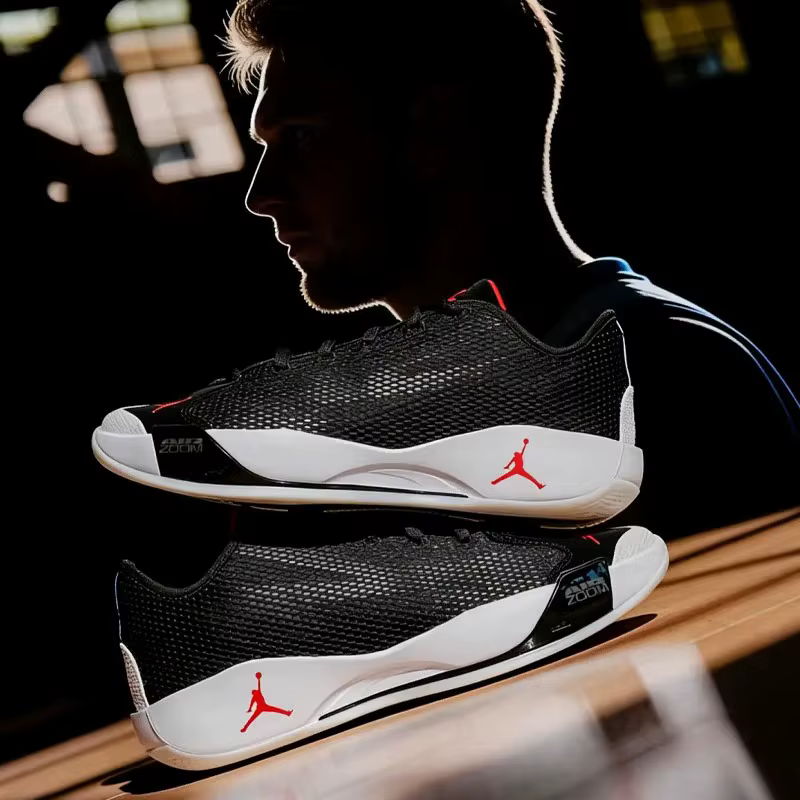 Nike Chaussures pour hommes Jordan Luka 77 Pf