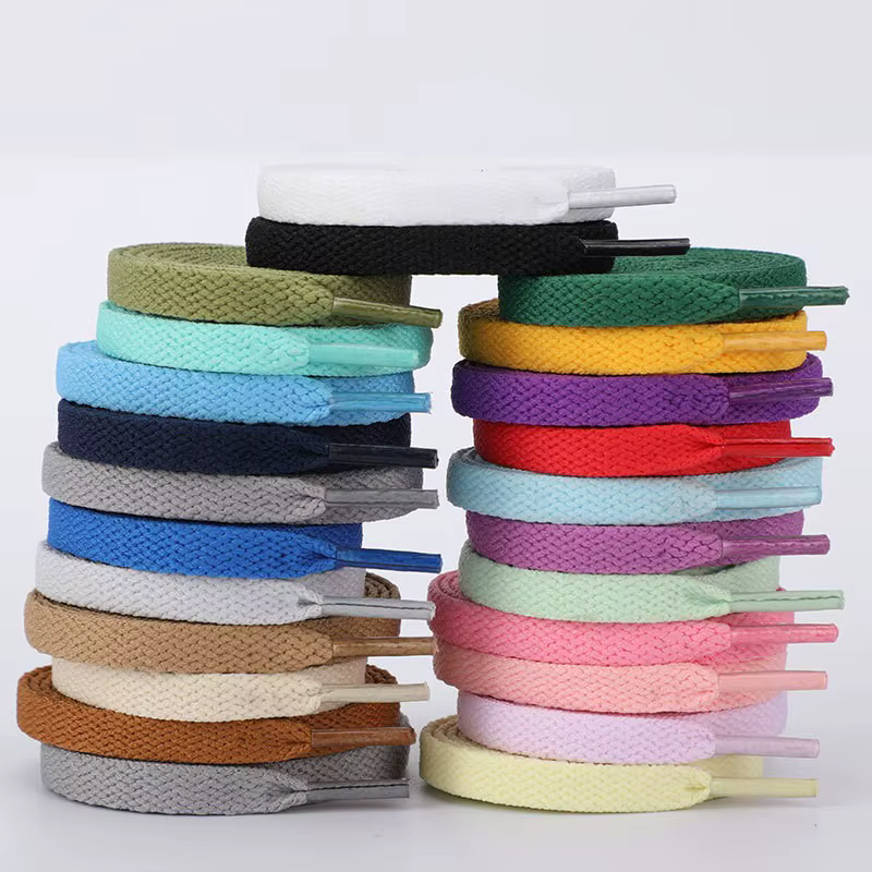 1 paire de lacets plats