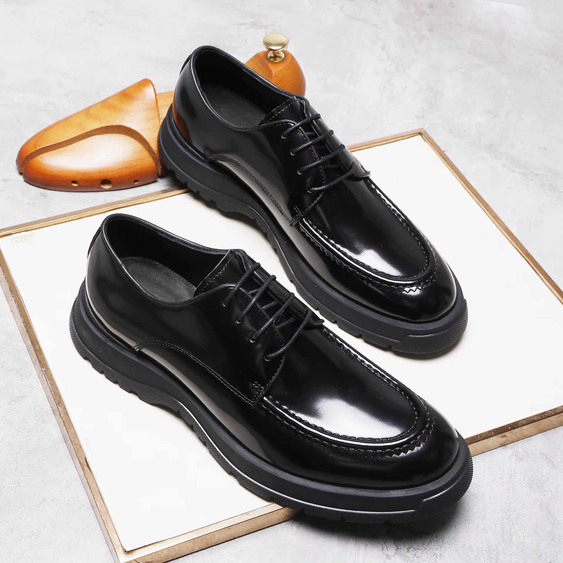Fait à la main de bonne qualité! Chaussures derby confortables en cuir à semelle épaisse