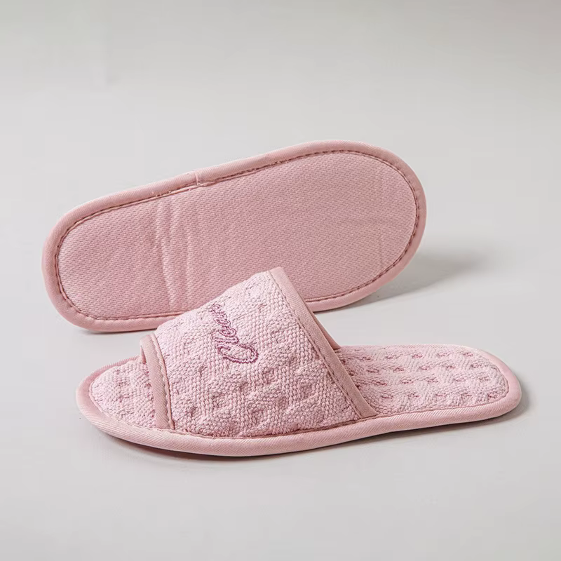 Nouvelles pantoufles d'intérieur en coton pour femmes