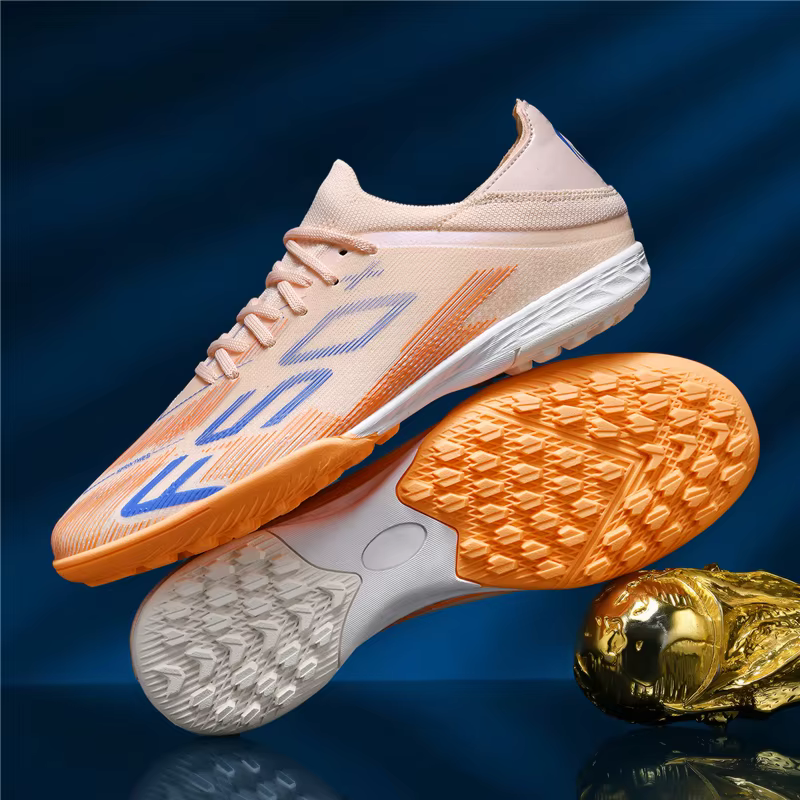 Nouvelles chaussures de football pour hommes