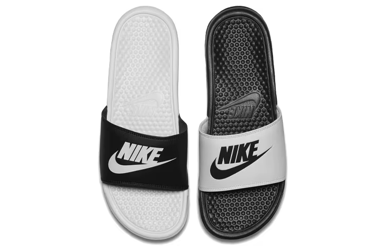Nike Benassi JDI OG JDI Mismatch Belles et polyvalentes pantoufles à une seule pièce pour hommes et femmes noir et blanc -818736-011