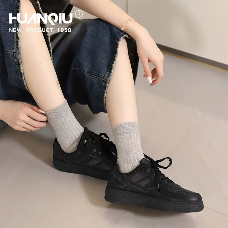 Nouvelles baskets basses respirantes pour femmes noires
