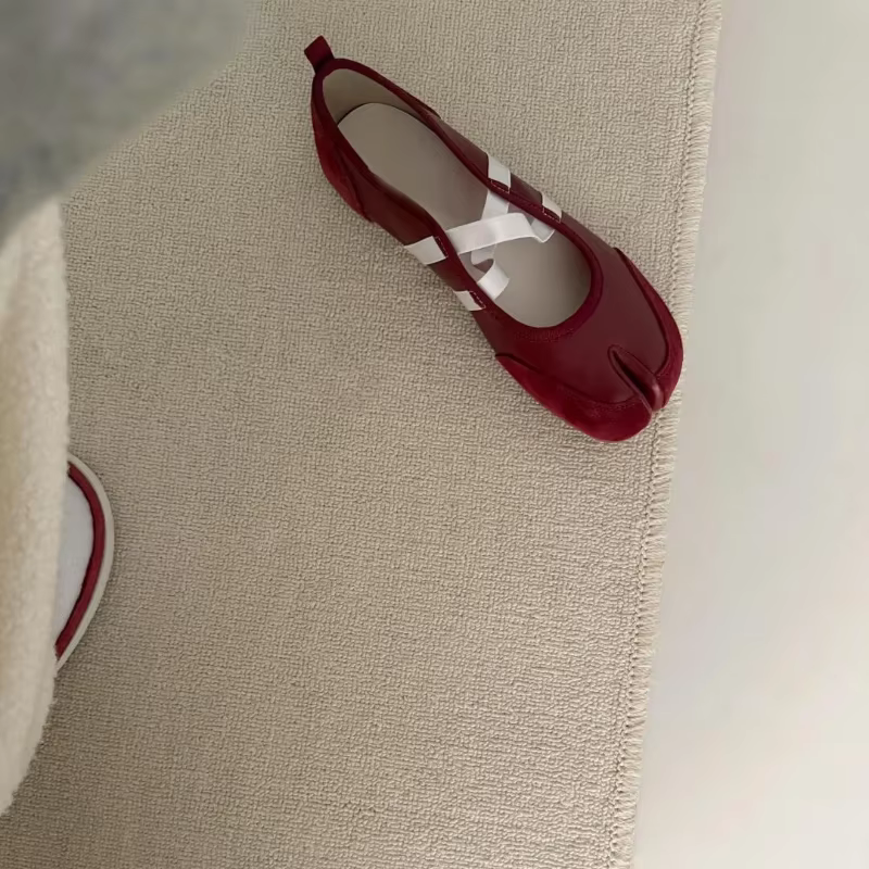 Tabi – chaussures plates à bretelles croisées pour femmes