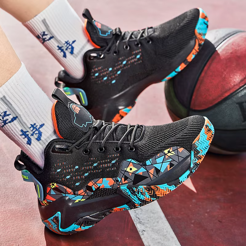 Nouvelles chaussures de basket-ball à tige haute