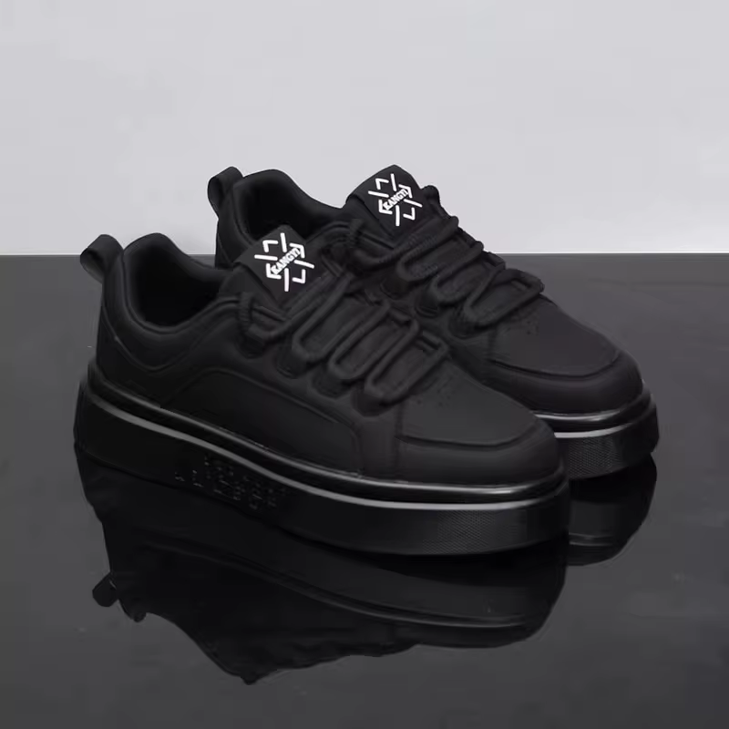 Baskets en cuir blanc à lacets pour hommes