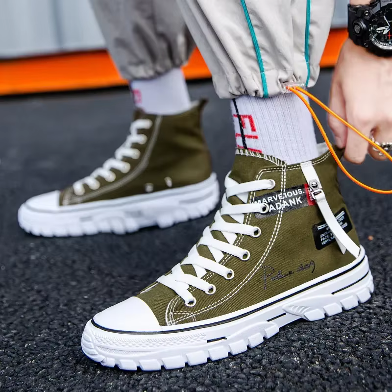 Chaussures montantes en toile respirante pour hommes