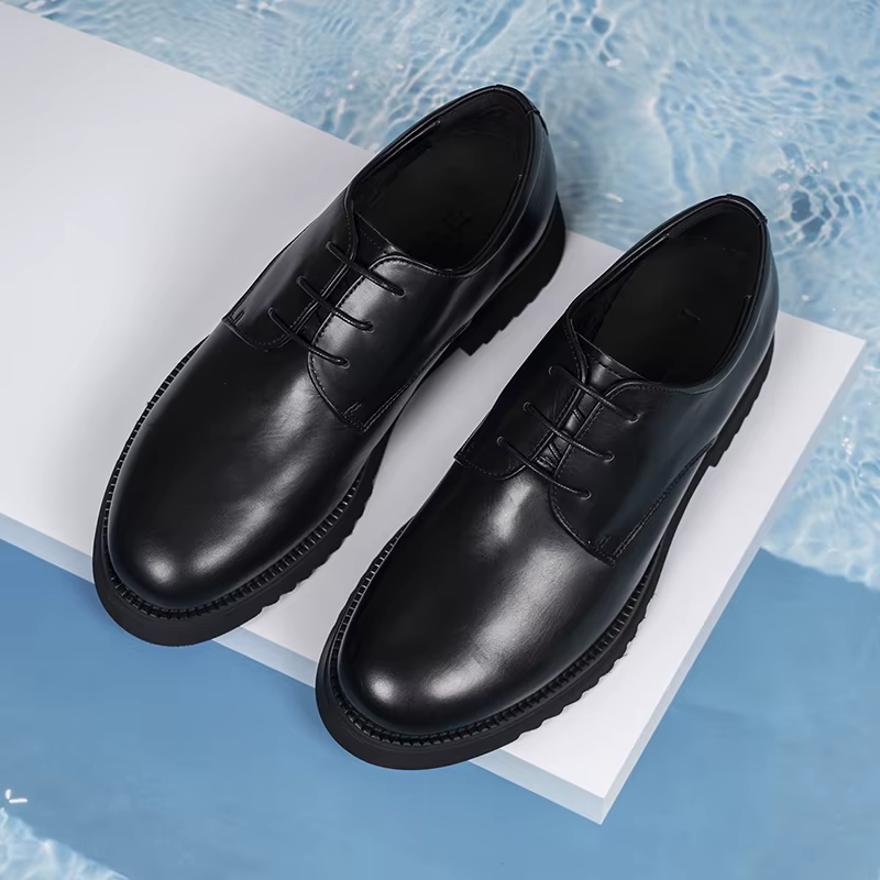 Nouvelles chaussures pour hommes