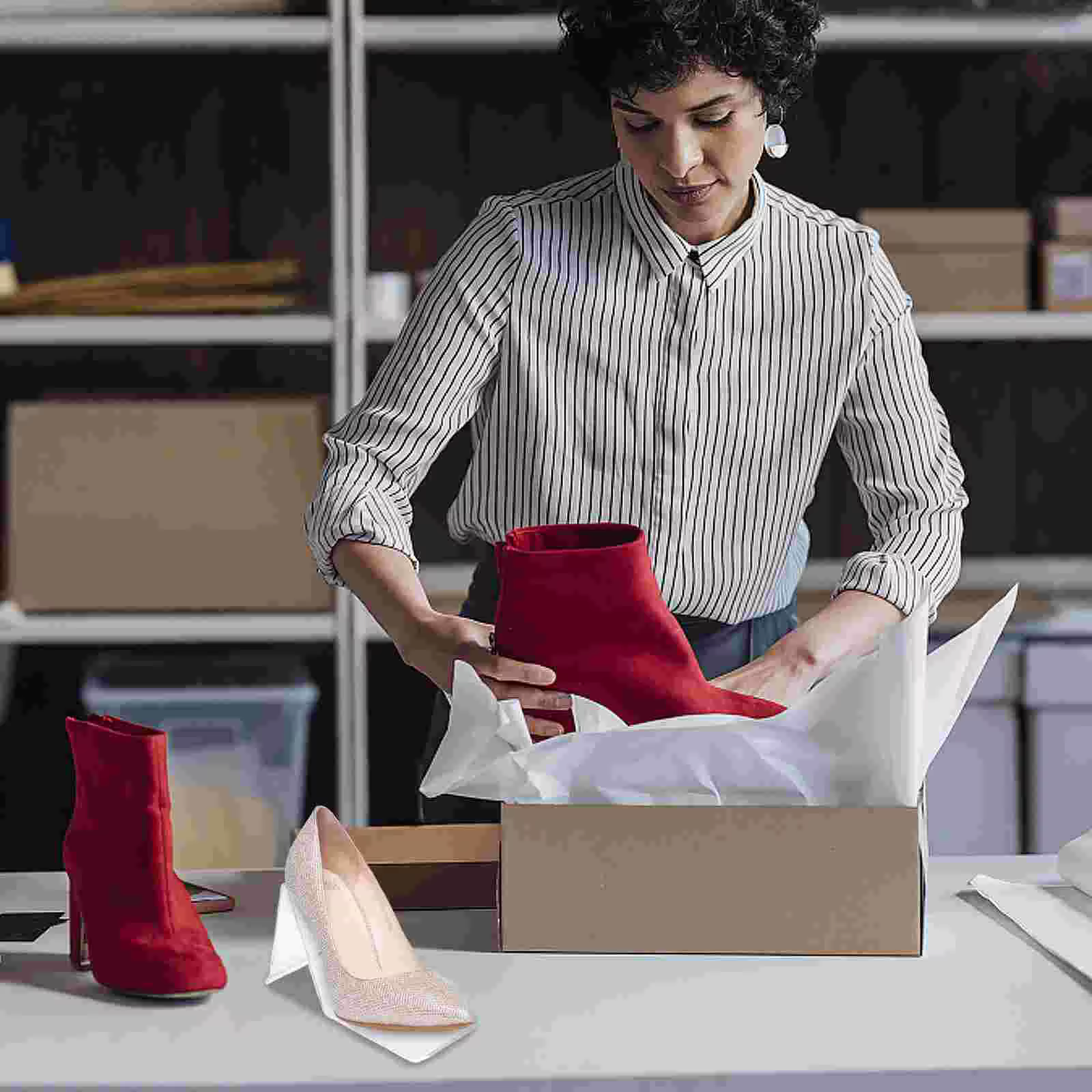 Support à chaussures en acrylique