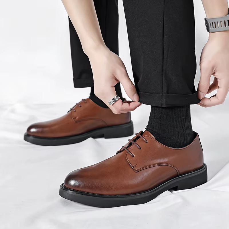 Chaussures de bureau en cuir Brogue classiques pour hommes