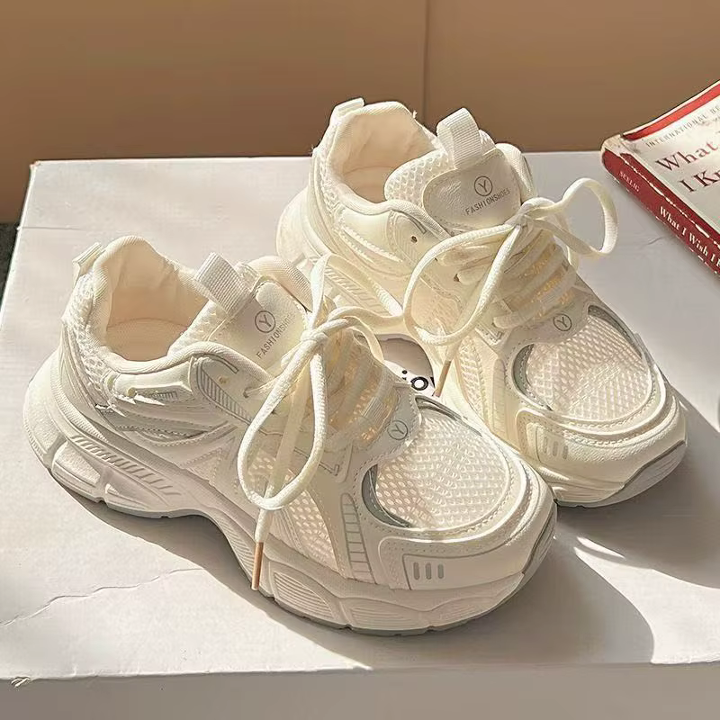 2026 Baskets et chaussures plates vulcanisées pour femmes