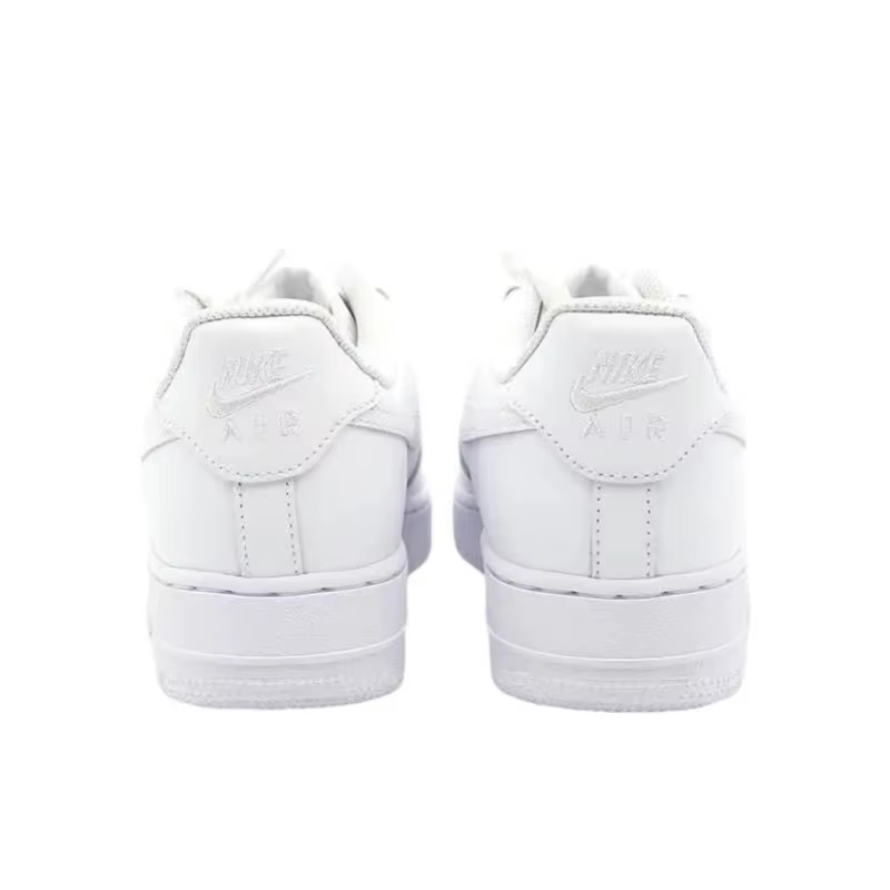 Nike Air Force 1 '07 Chaussures de skate polyvalentes et souples avec amorti élastique AF1 pour hommes