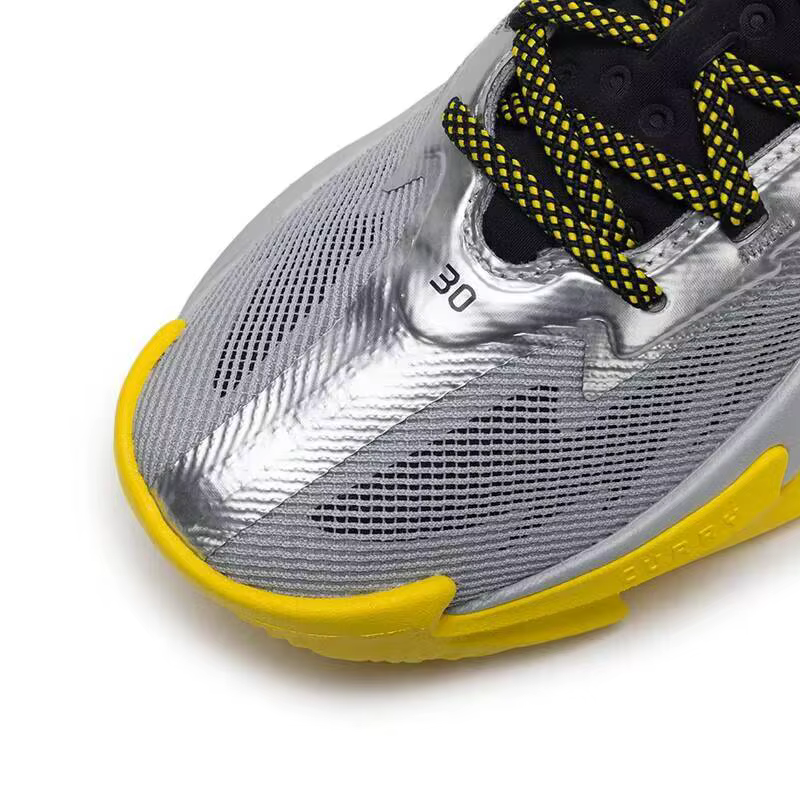 Under Armour – baskets de basket-ball Curry pour hommes et femmes