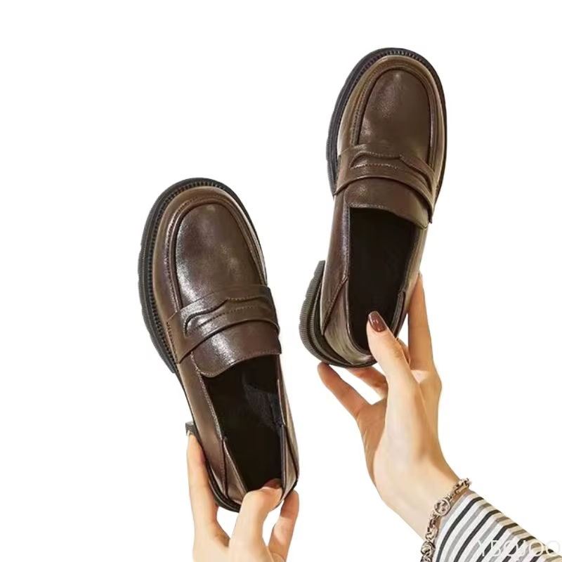 Chaussures en cuir décontractées pour femmes