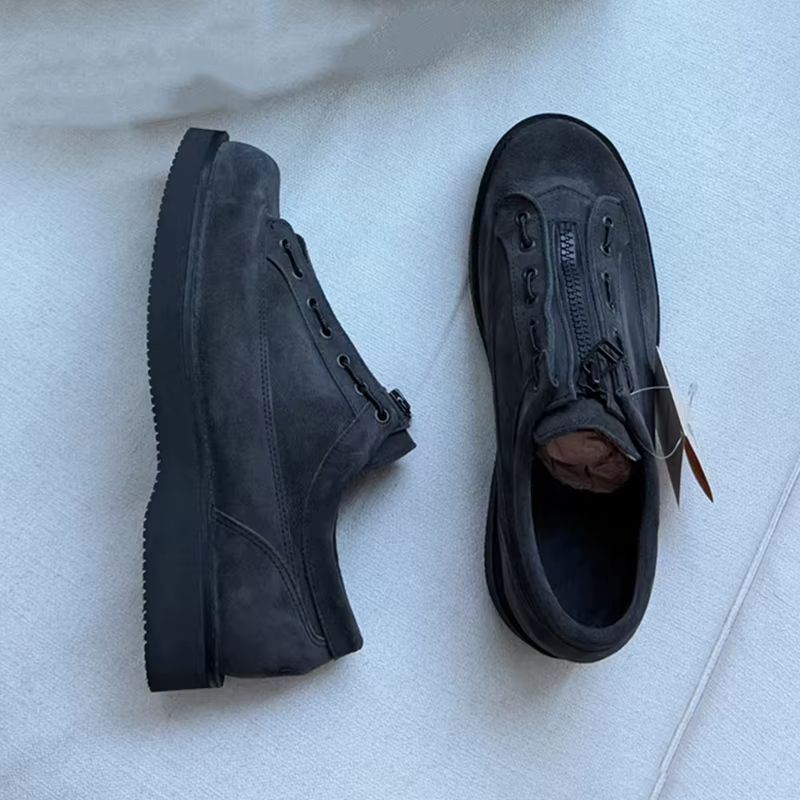 Baskets en daim avec logo vierge pour hommes