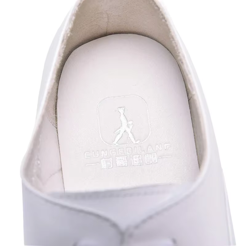 Chaussures de mariage blanches de luxe pour hommes, en cuir véritable, faites à la main, marque de styliste, mode automne qualité, chaussures sociales formelles, 2026