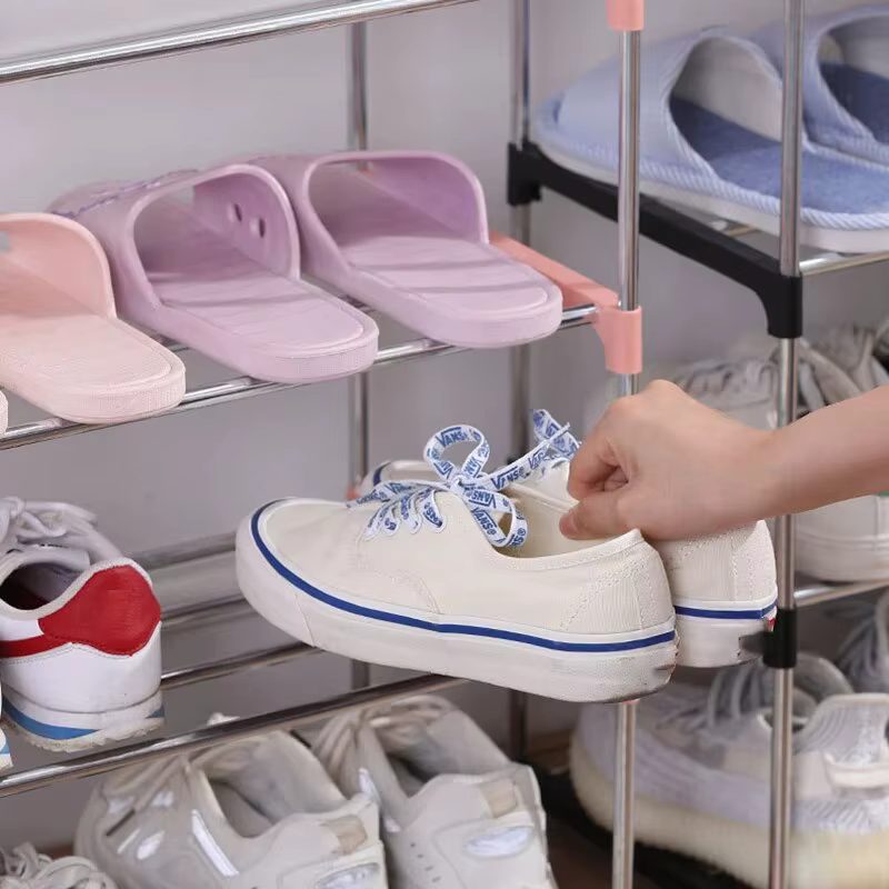 Chaussures T1 multicouches et peu encombrantes